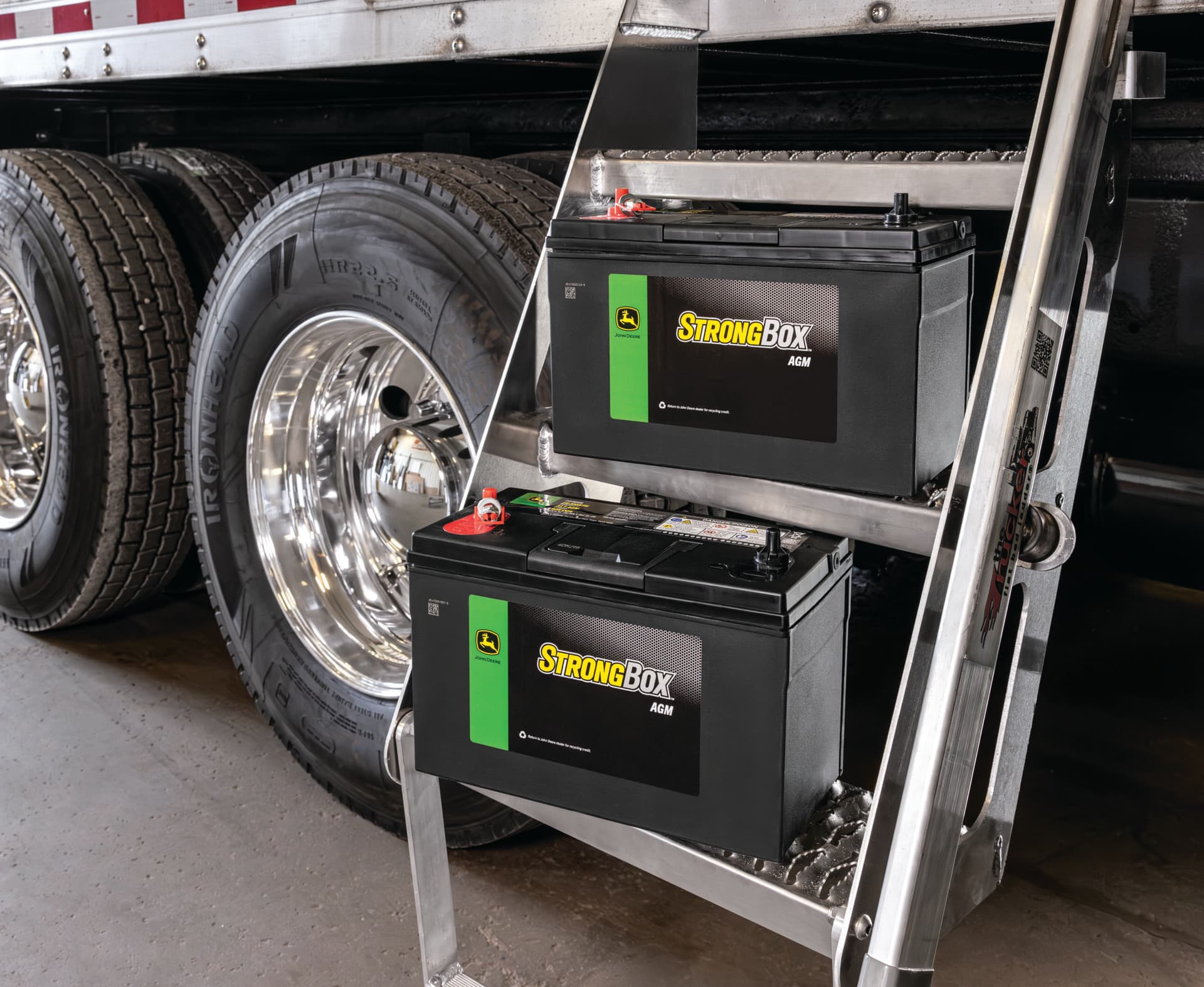 10% Off StrongBox™ Original Equipment & Standard-Duty Batteries